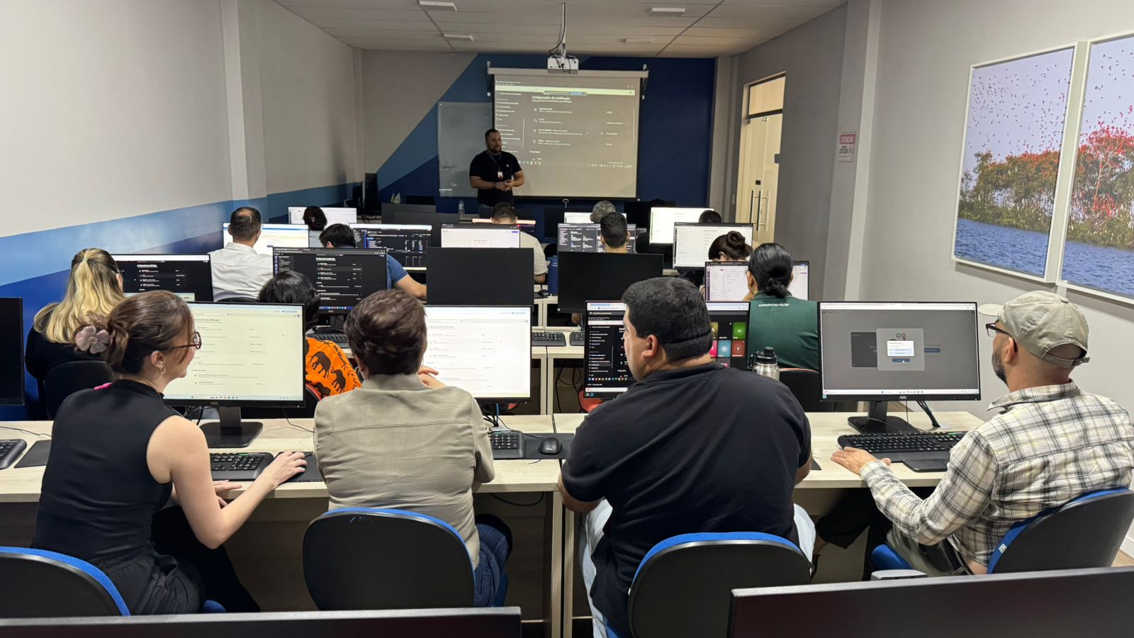 Leia mais sobre o artigo Servidores da SEPLAN aprimoram competências em curso sobre gestão de projetos com ClickUp